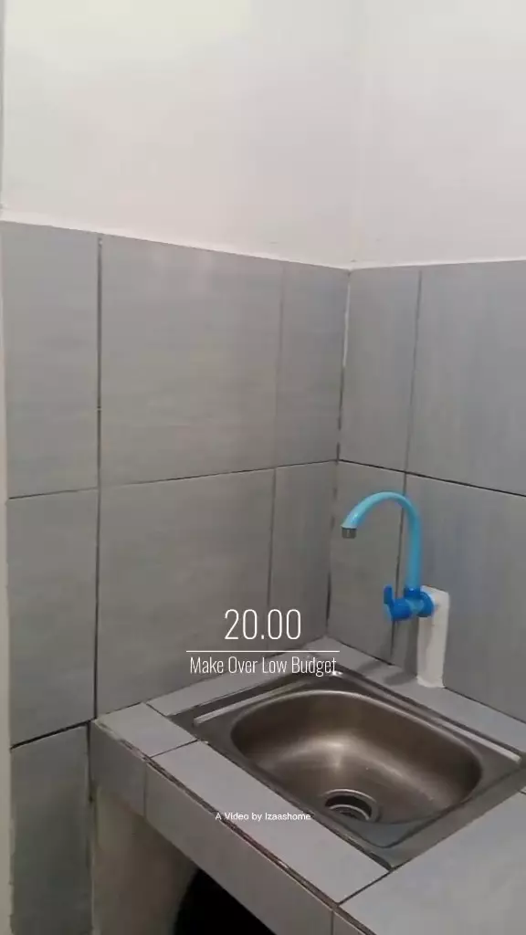 makeover dapur mungil mepet kamar mandi jadi estetik © 2025 TikTok