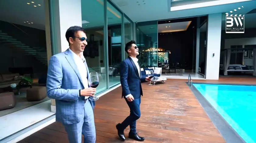 ruang keluarga Manoj Punjabi © YouTube