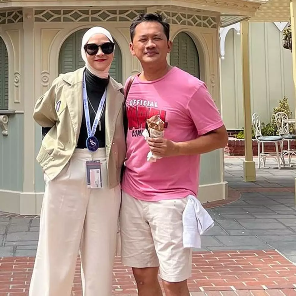 Klasik didominasi perabotan kayu, intip 9 potret rumah Zaskia Adya Mecca di Jogja