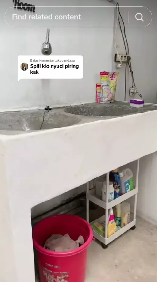 dapur beralas semen interiornya antimainstream © TikTok