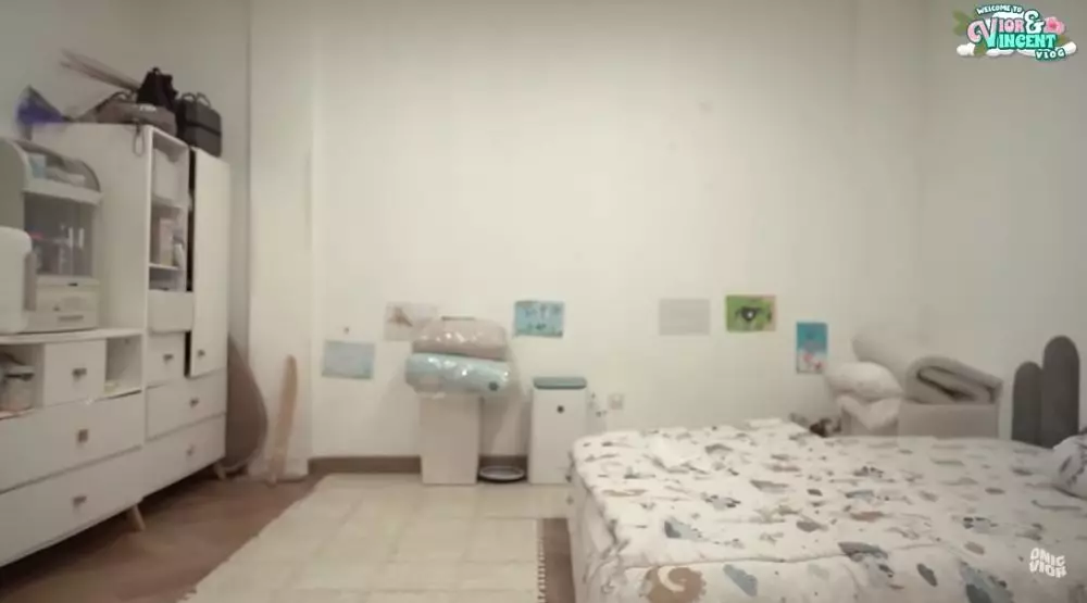 kamar anak Raditya Dika ada connecting door © YouTube