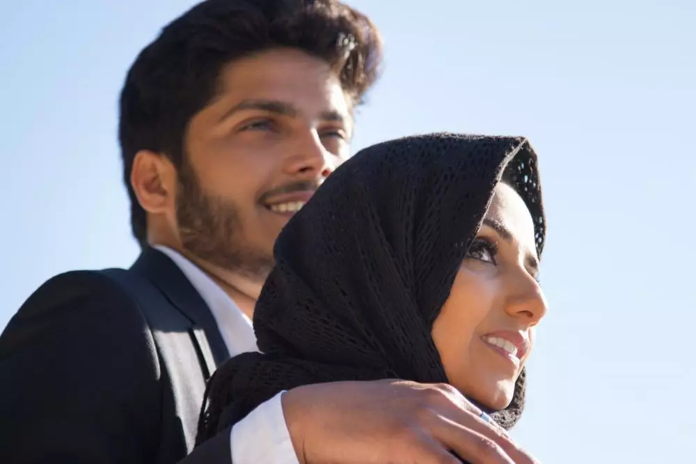 Gombalan cinta islami untuk istri © 2025 brilio.net Gombalan cinta islami untuk istri © 2025 brilio.net