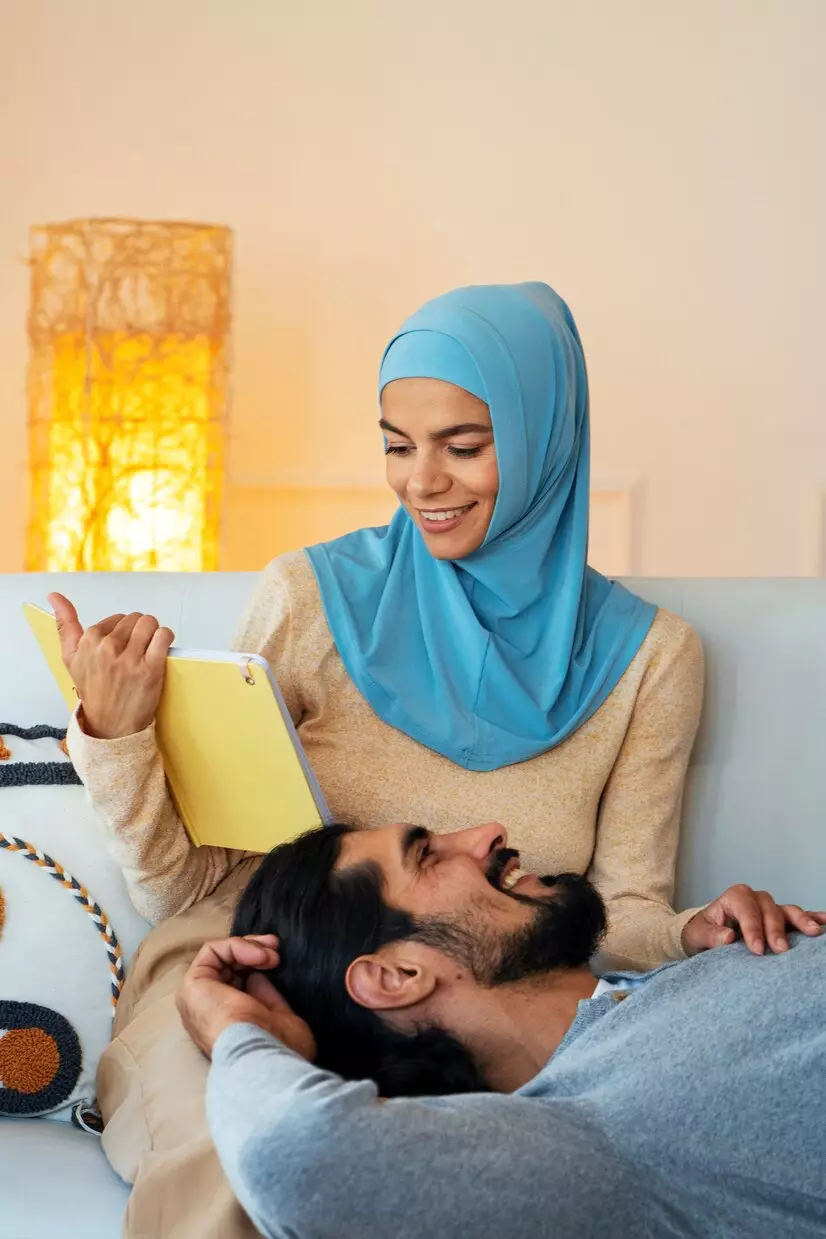 Gombalan cinta islami untuk istri © 2025 brilio.net Gombalan cinta islami untuk istri © 2025 brilio.net