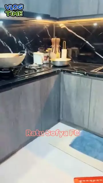 dapur rumah ratu sofya saat tinggal bareng orang tua © 2025 YouTube dapur rumah ratu sofya saat tinggal bareng orang tua © 2025 YouTube
