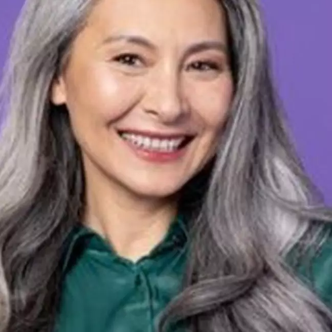 Trik hitamkan kembali uban dengan 1 jenis kulit bumbu dapur, rambut berkilau dalam sekejap