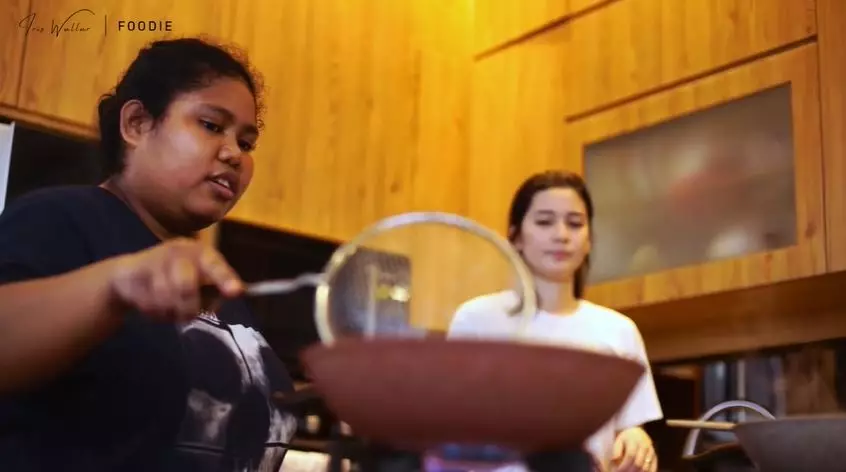 dapur rumah iris wullur © 2025 Instagram