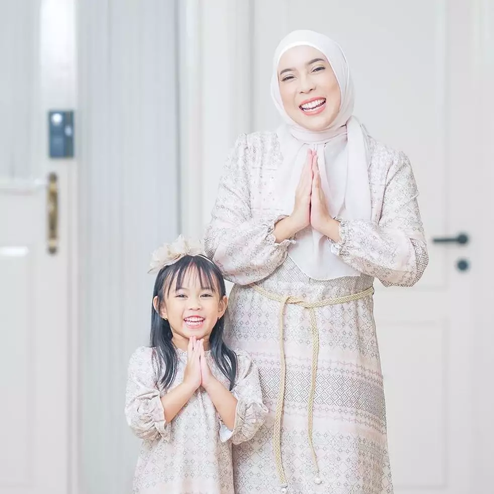 Sada Amina anak Fitri Tropica masih kecil punya perpustakaan di kamar, intip 9 potret ruang tidurnya