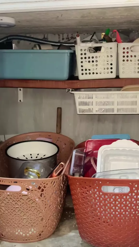 makeover dapur lebar 1,4 meter jadi estetik nggak sumpek  © 2025 TikTok