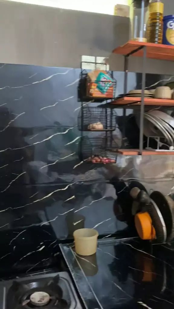 makeover dapur ibu jadi estetik © 2025 TikTok