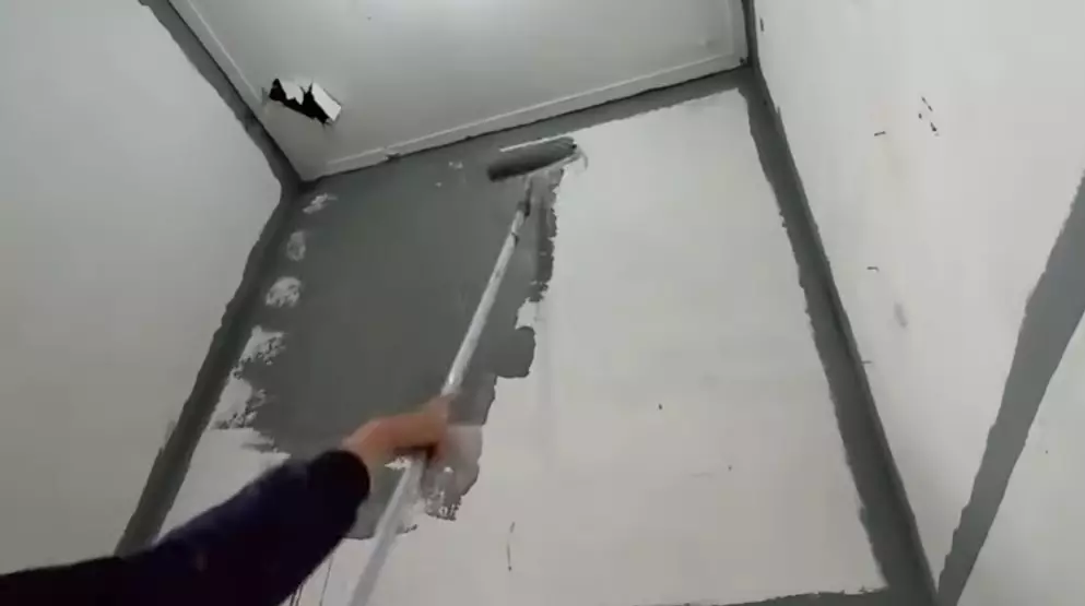 renovasi kamar mandi di kontrakan © YouTube renovasi kamar mandi di kontrakan © YouTube