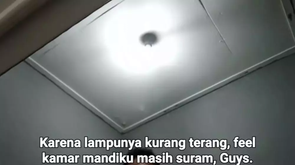 renovasi kamar mandi di kontrakan © YouTube renovasi kamar mandi di kontrakan © YouTube