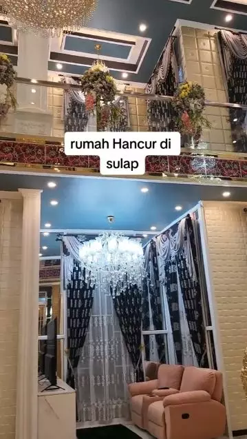 potret ruang tamu bos skincare mami sultan © TikTok