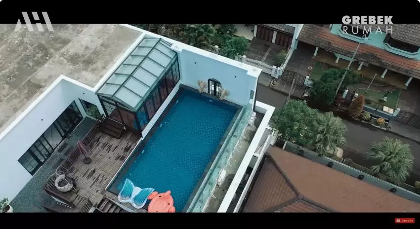 potret rooftop eko patrio © YouTube potret rooftop eko patrio © YouTube