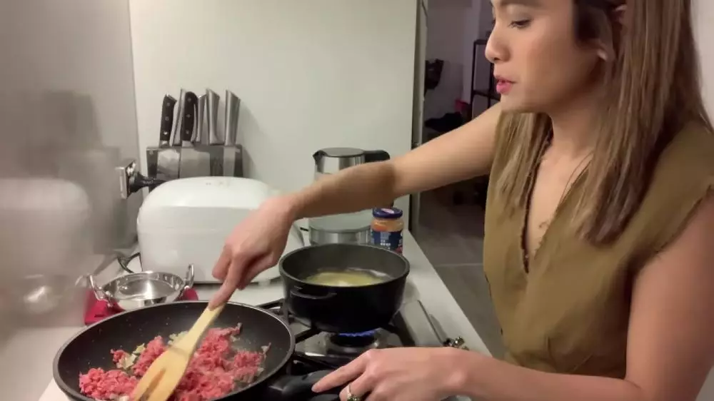 dapur apartemen acha septriasa © 2024 brilio.net