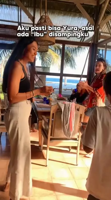 potret dapur ibunda Luna Maya © berbagai sumber