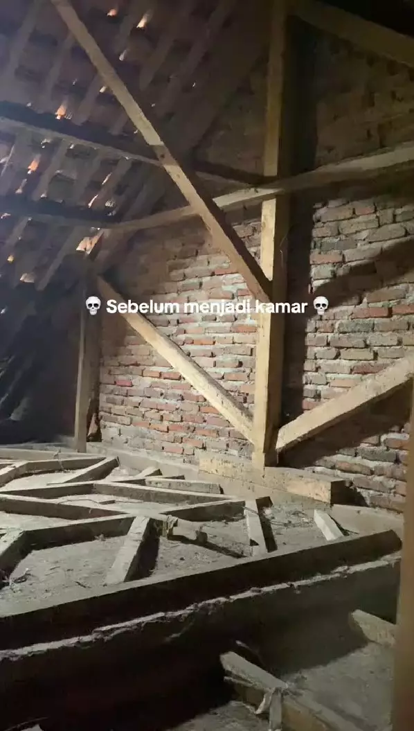 kamar tidur estetik di atap rumah © TikTok
