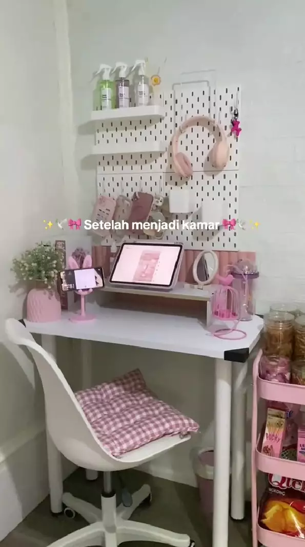 kamar tidur estetik di atap rumah © TikTok