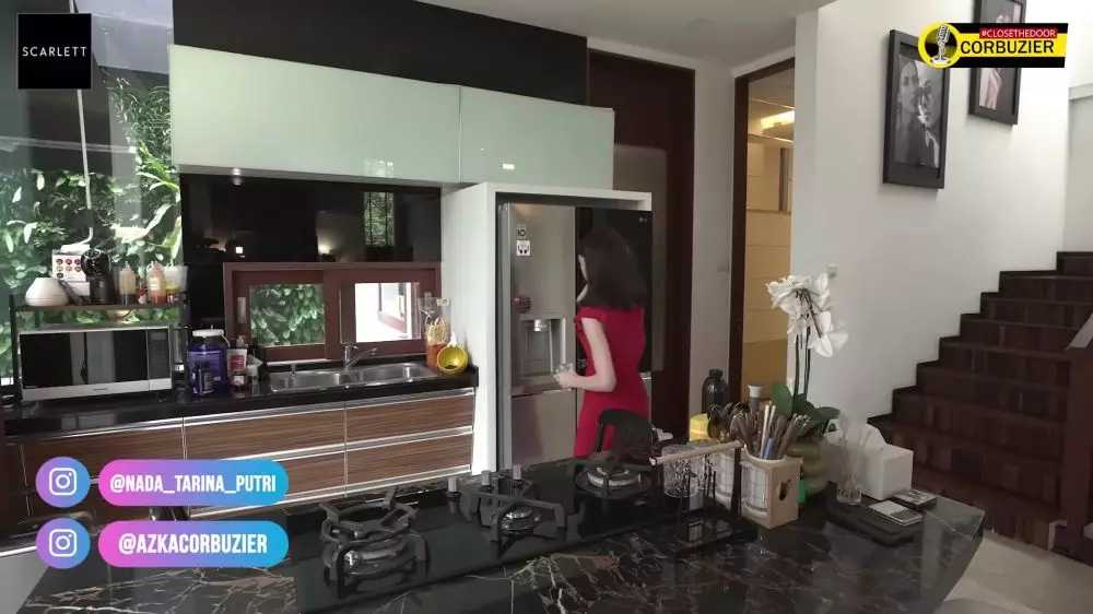 dapur Deddy Corbuzier semi terbuka © YouTube