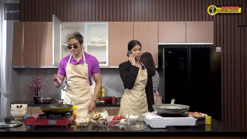 dapur Deddy Corbuzier semi terbuka © YouTube