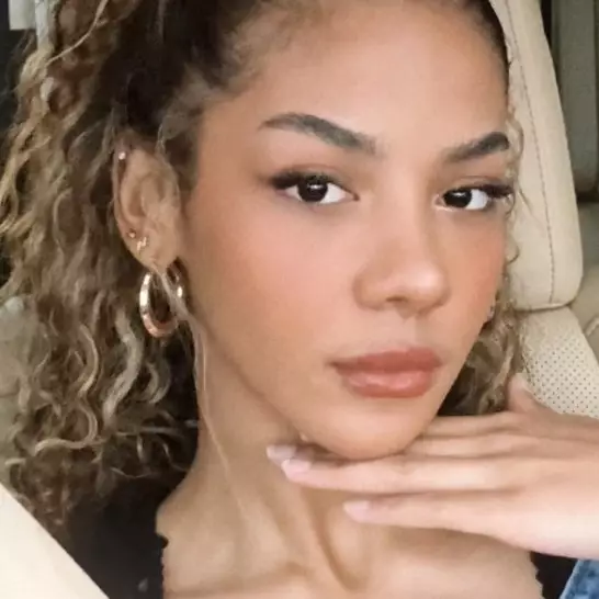 Ternyata Zsa Zsa Utari ngefans Agnez Mo dari kecil, begini potret lawasnya bareng sang idola