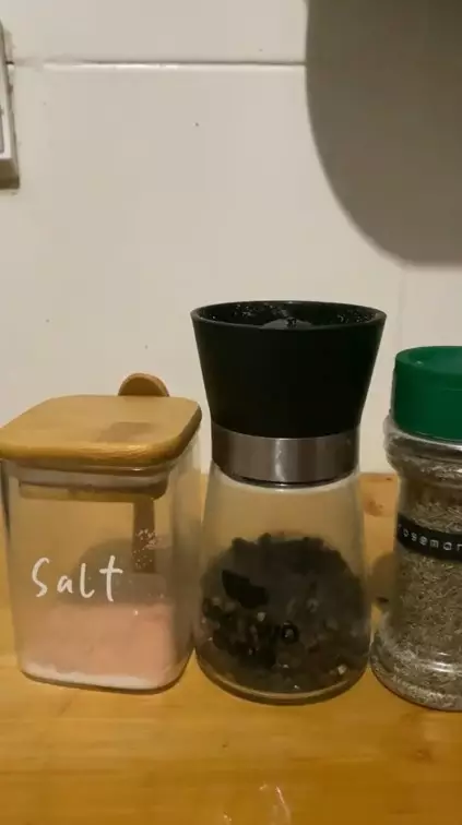 dapur Adinda Azani mungil tapi canggih © TikTok