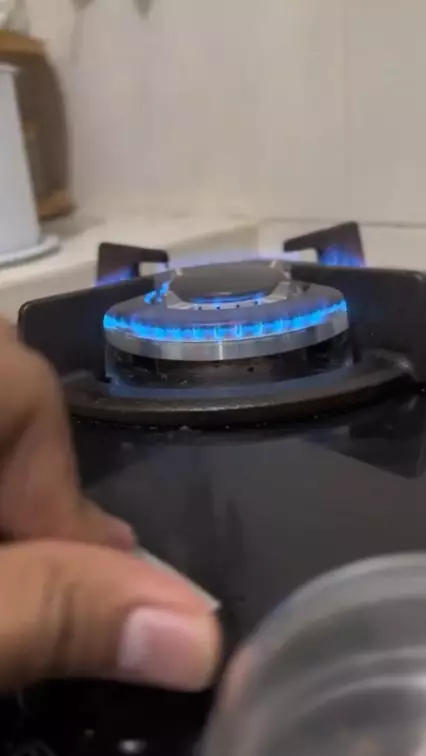 dapur Adinda Azani mungil tapi canggih © TikTok