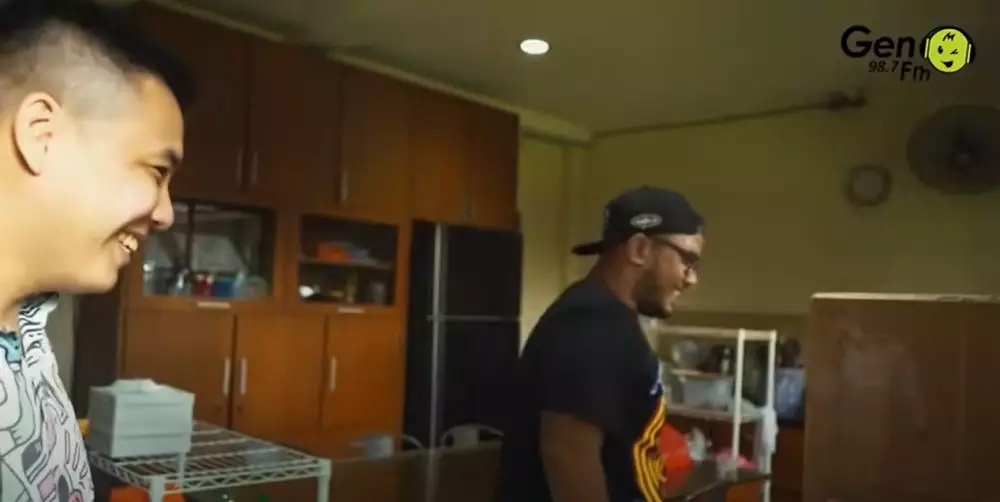 potret dapur Iwan Fals © 2024 YouTube