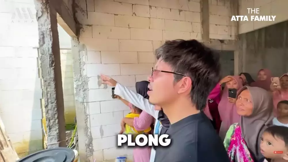 rumah suster azura atta halilintar © 2024 YouTube