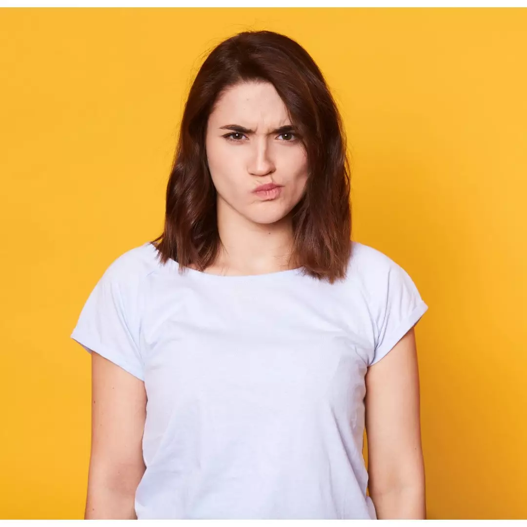 35 Kata-kata aesthetic nyindir teman pakai bahasa Inggris dan artinya, nyelekit abis