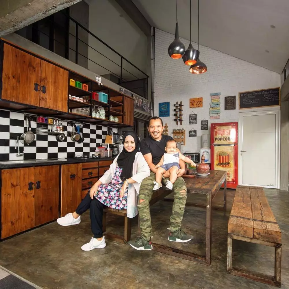 dapur kayu cella kotak © berbagai sumber