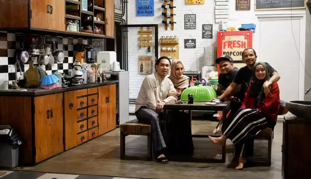 dapur kayu cella kotak © berbagai sumber