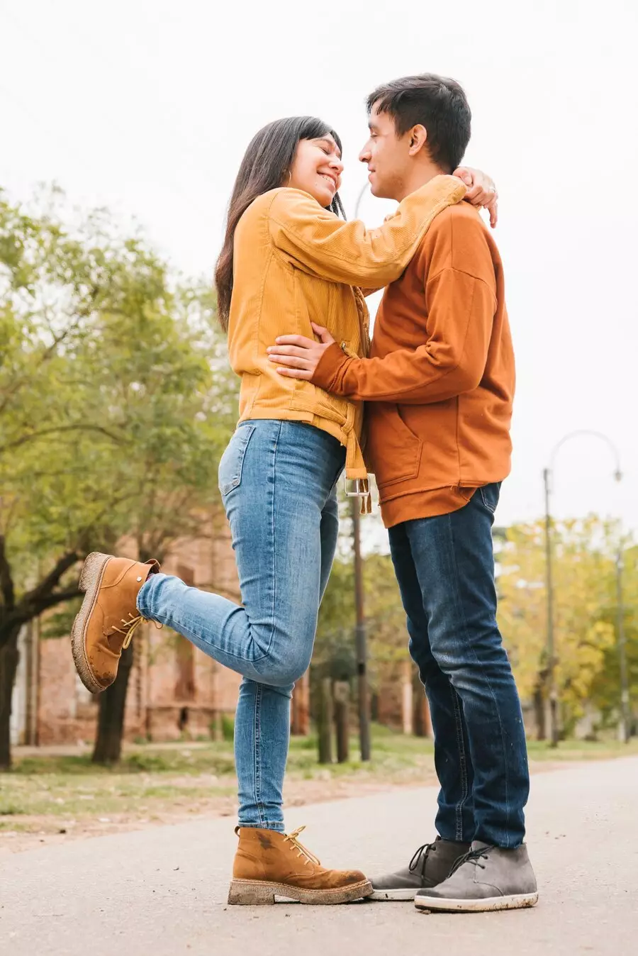 Kata-kata bahasa Inggris dan artinya yang paling menyentuh hati untuk sahabat dan pasangan © 2025 brilio.net