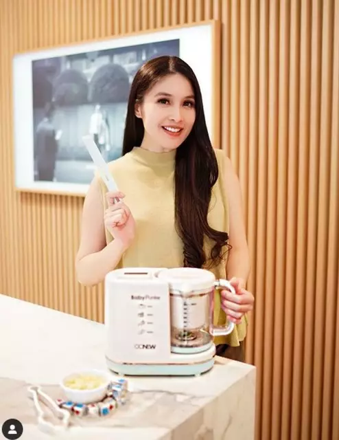 dapur Sandra Dewi punya private bar © Instagram dapur Sandra Dewi punya private bar © Instagram