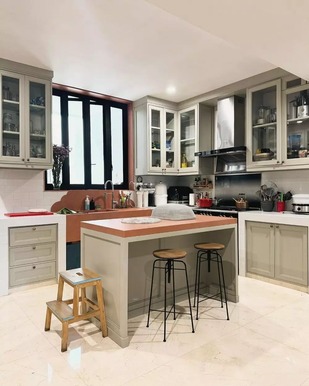 dapur agatha suci indonesian idol © 2024 Instagram