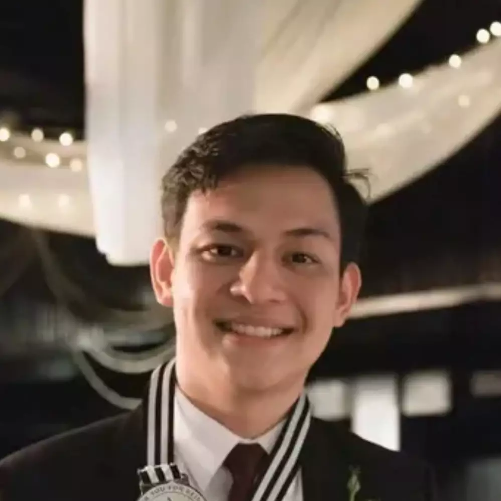 Disebut mirip Angga Yunanda, ini sosok Dyoza Cinnamon kakak Shenina yang ternyata seorang dokter