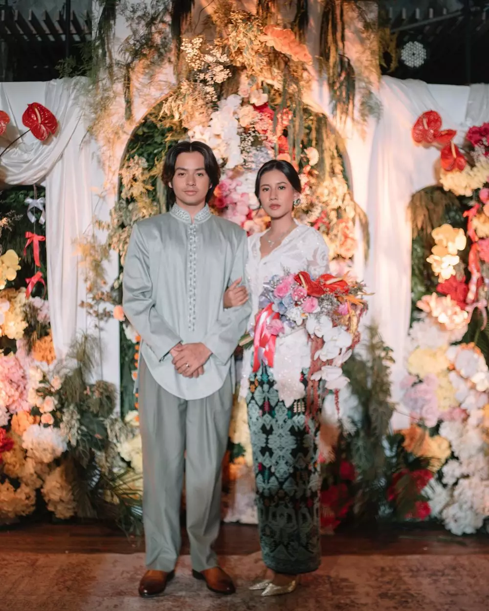 Lamaran Shenina Cinnamon dan Angga Yunanda © Instagram Lamaran Shenina Cinnamon dan Angga Yunanda © Instagram