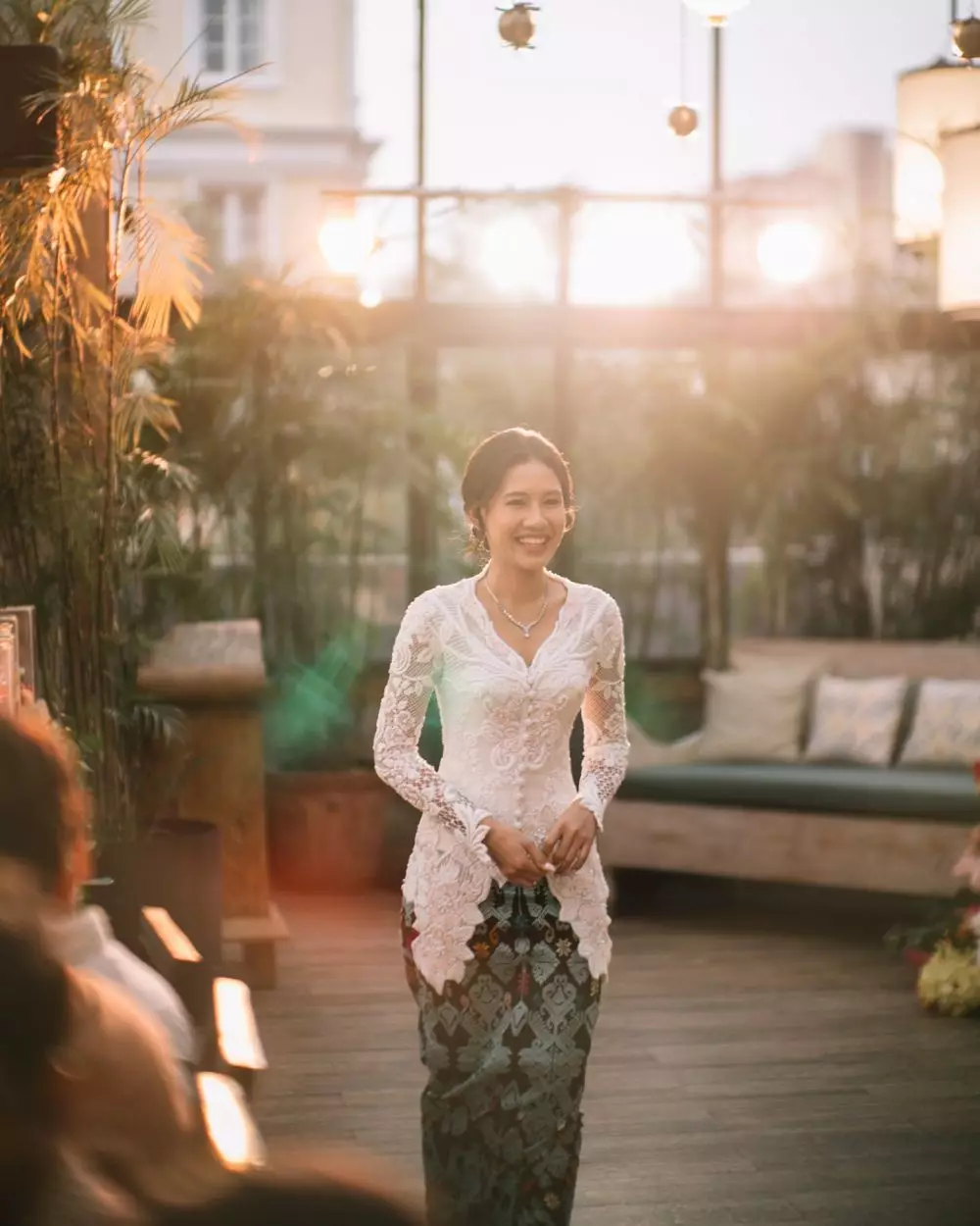 Penampilan Shenina Cinnamon dari lamaran © Instagram