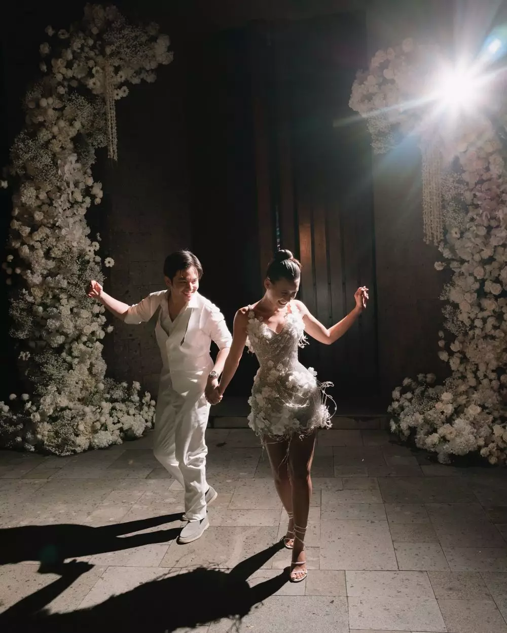 Penampilan Shenina Cinnamon dari lamaran © Instagram