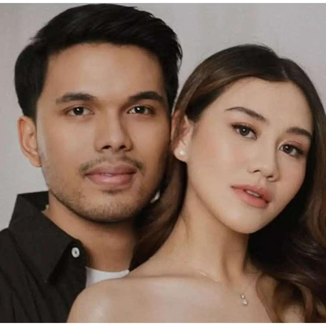 Tetap tampil cantik dan flawless, ini 7 gaya makeup natural Aaliyah Massaid saat hamil