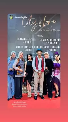 Momen Ariel Tatum dan Daffa Wardhana saling tukar kado Valentine, tulisan sang aktris bikin salfok © 2025 brilio.net Momen Ariel Tatum dan Daffa Wardhana saling tukar kado Valentine, tulisan sang aktris bikin salfok © 2025 brilio.net