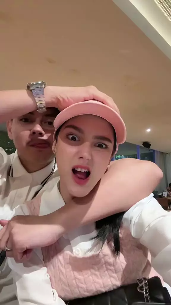 momen mesra yasmine ow dan khairul arifin © 2025 TikTok