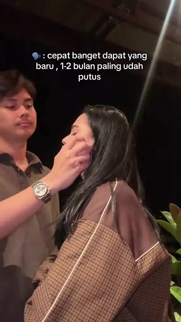 momen mesra yasmine ow dan khairul arifin © 2025 TikTok