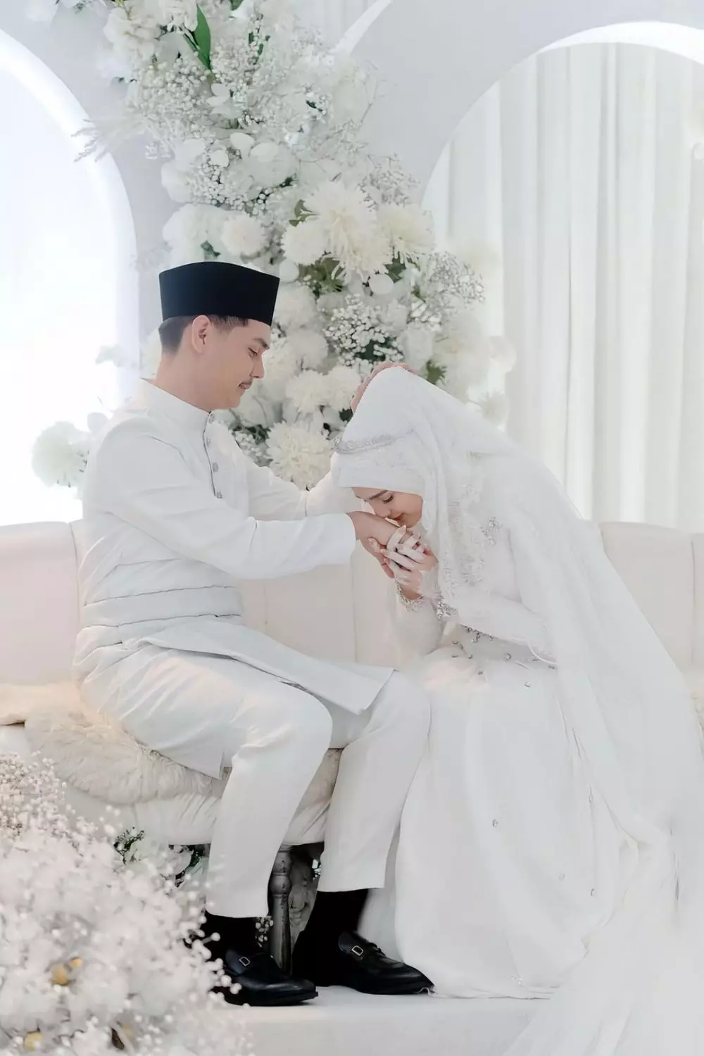 momen mesra yasmine ow dan khairul arifin © 2025 TikTok
