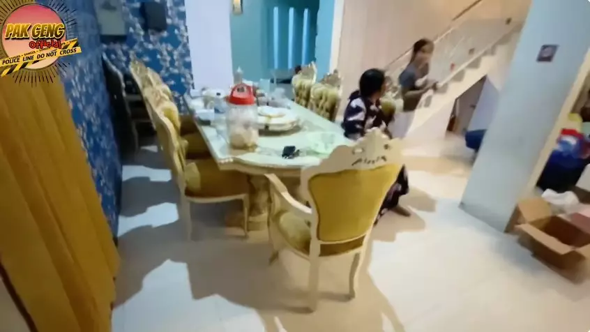 dapur Via Vallen di kampung © YouTube