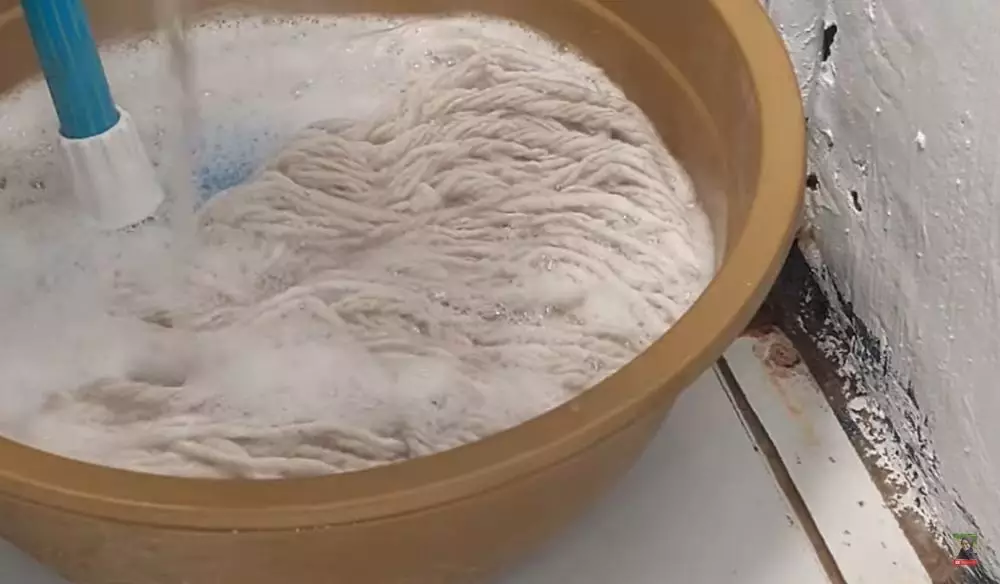 cara cuci kain pel buluk dekil tambah 2 bahan masak © berbagai sumber