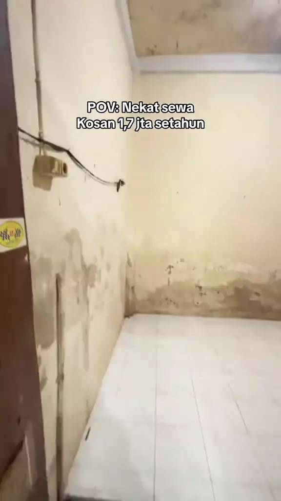 makeover kamar kos bekas gudang © 2024 TikTok makeover kamar kos bekas gudang © 2024 TikTok