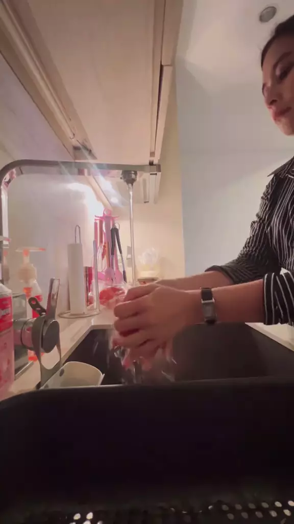 apartemen prilly latuconsina © 2025 TikTok