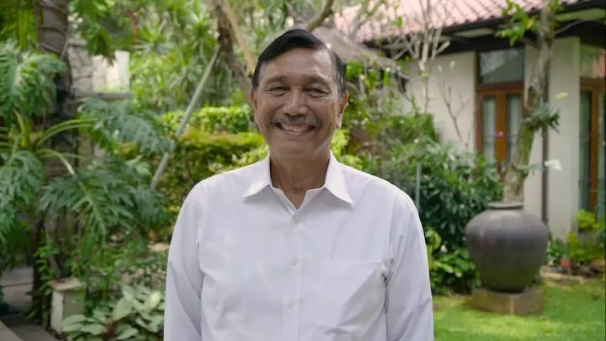 Tanggapi aksi Indonesia Gelap, Luhut: Yang gelap kau, bukan Indonesia