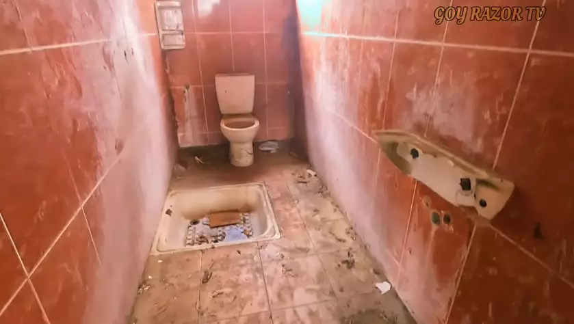 hunian Nadia Vega terbengkalai © YouTube