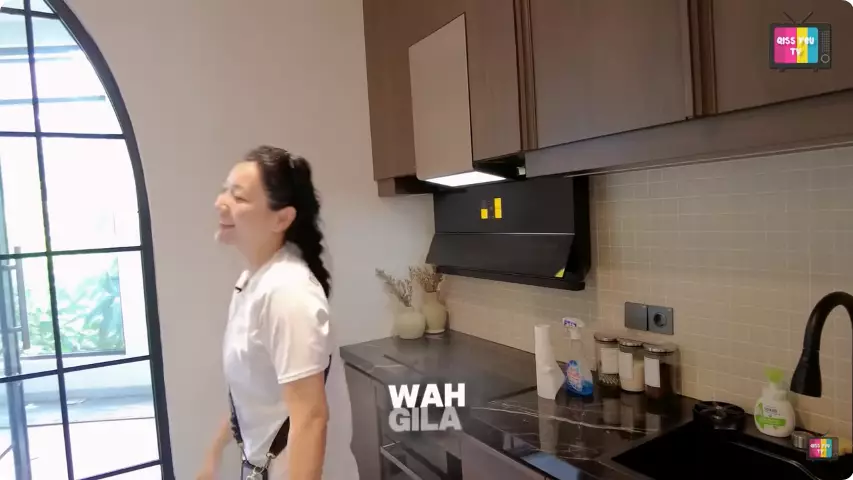 Potret rumah baru Hesti Purwadinata YouTube